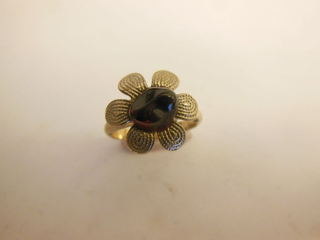 Vintage Ring-Garnet Flower
